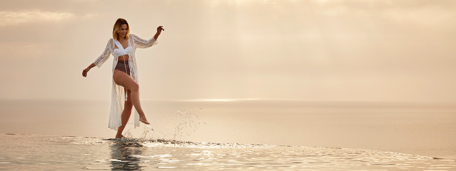 SANTO MARIS OIA_LIFESTYLE