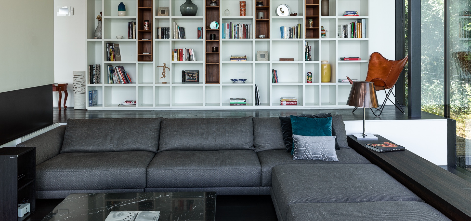Sitting room with bookcase
